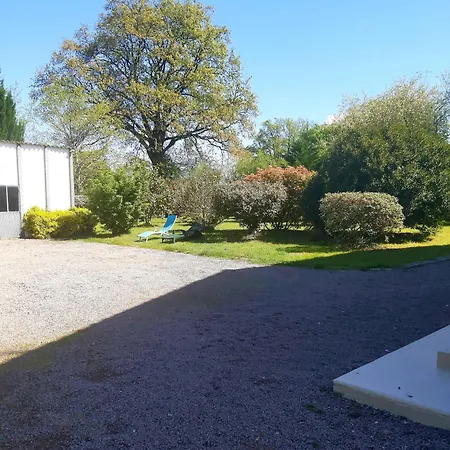 Troncais Bed & Breakfast 3*